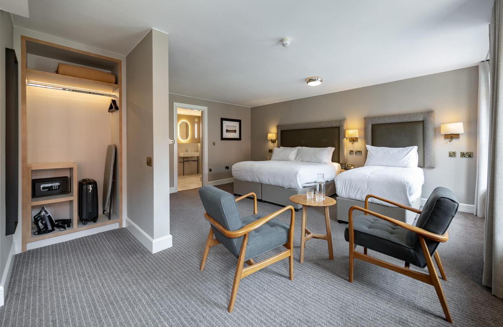 Coachmans Townhouse Hotel Кенмер Екстер'єр фото